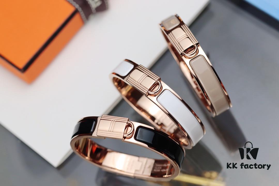 New Arrival Hermès-Inspired Enamel H Bracelet – Premium Craftsmanship with Authentic Details
