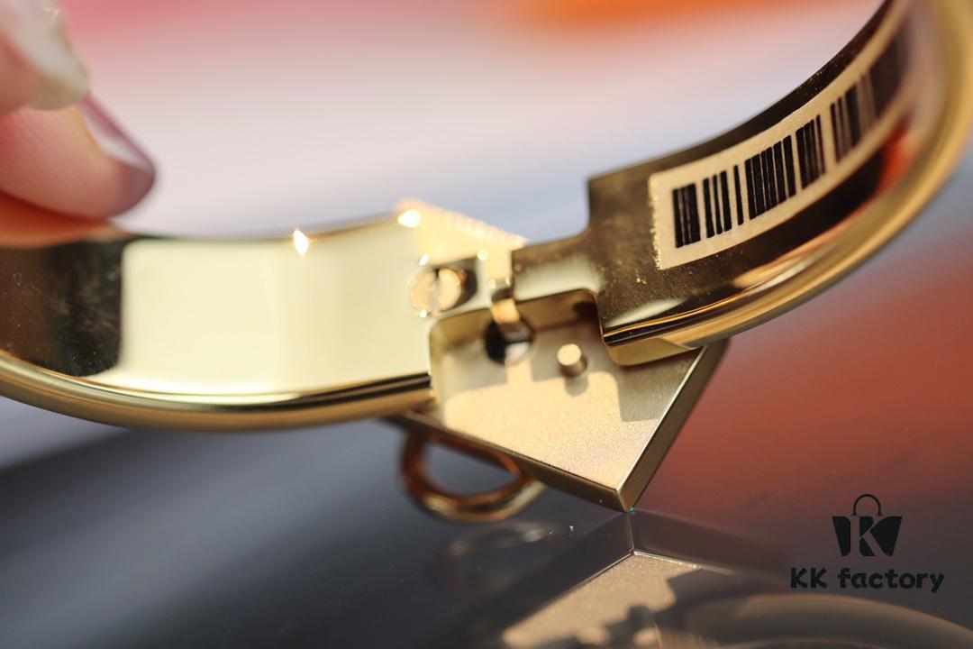 New Arrival Hermes-Inspired Enamel Bangle Bracelet with H Lock Design