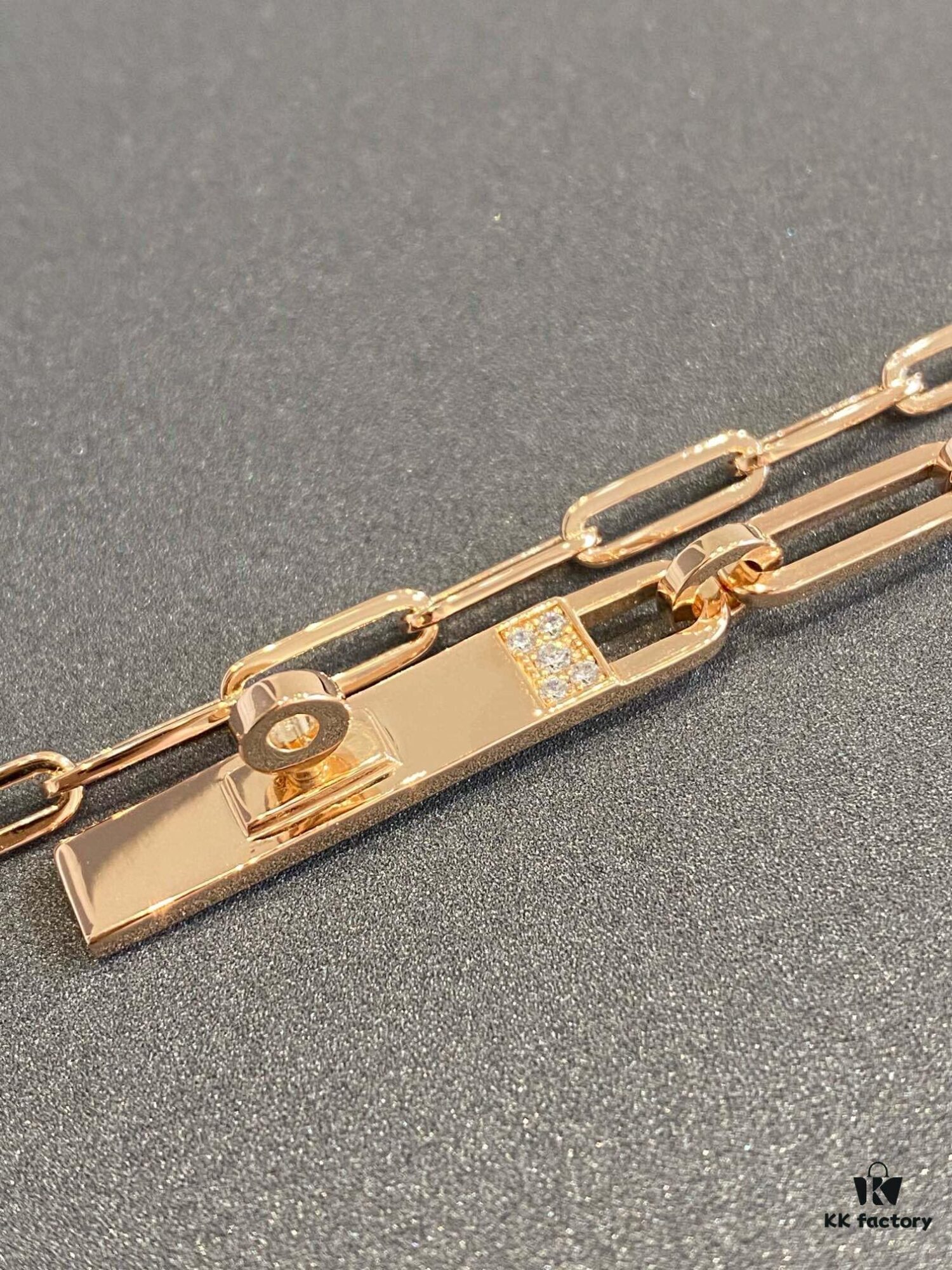 Authentic Hermes Kelly Chaine Necklace, Heavy Craft Series, Limited Stock Available