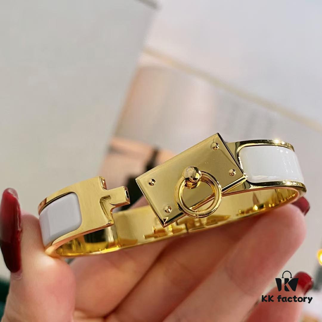 Hermès New Kelly Ring Bracelet