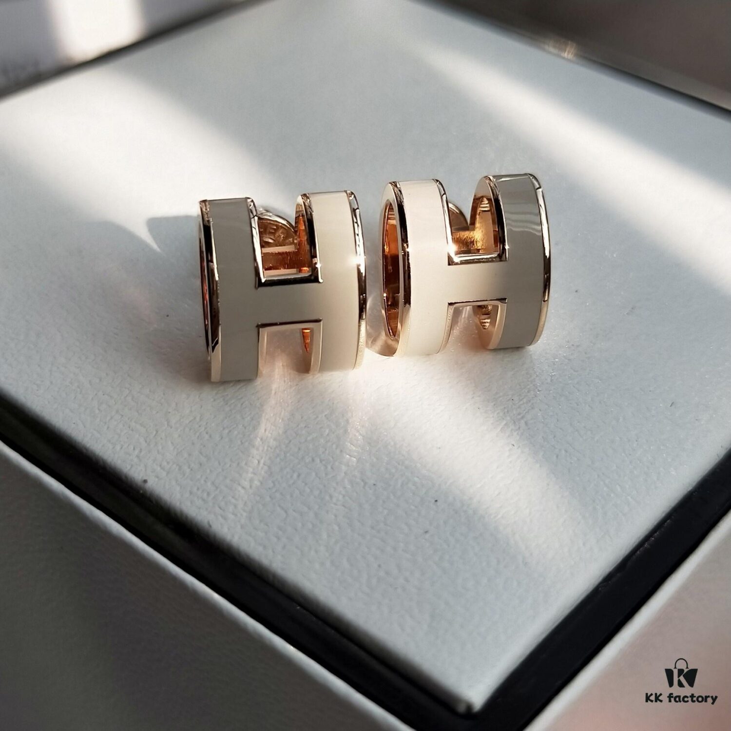 Hermes Pop Platinum-Edged H Enamel Stud Earrings with Authenticity Mark on Backing - Latest Classic Enamel Design, Real Photo Details