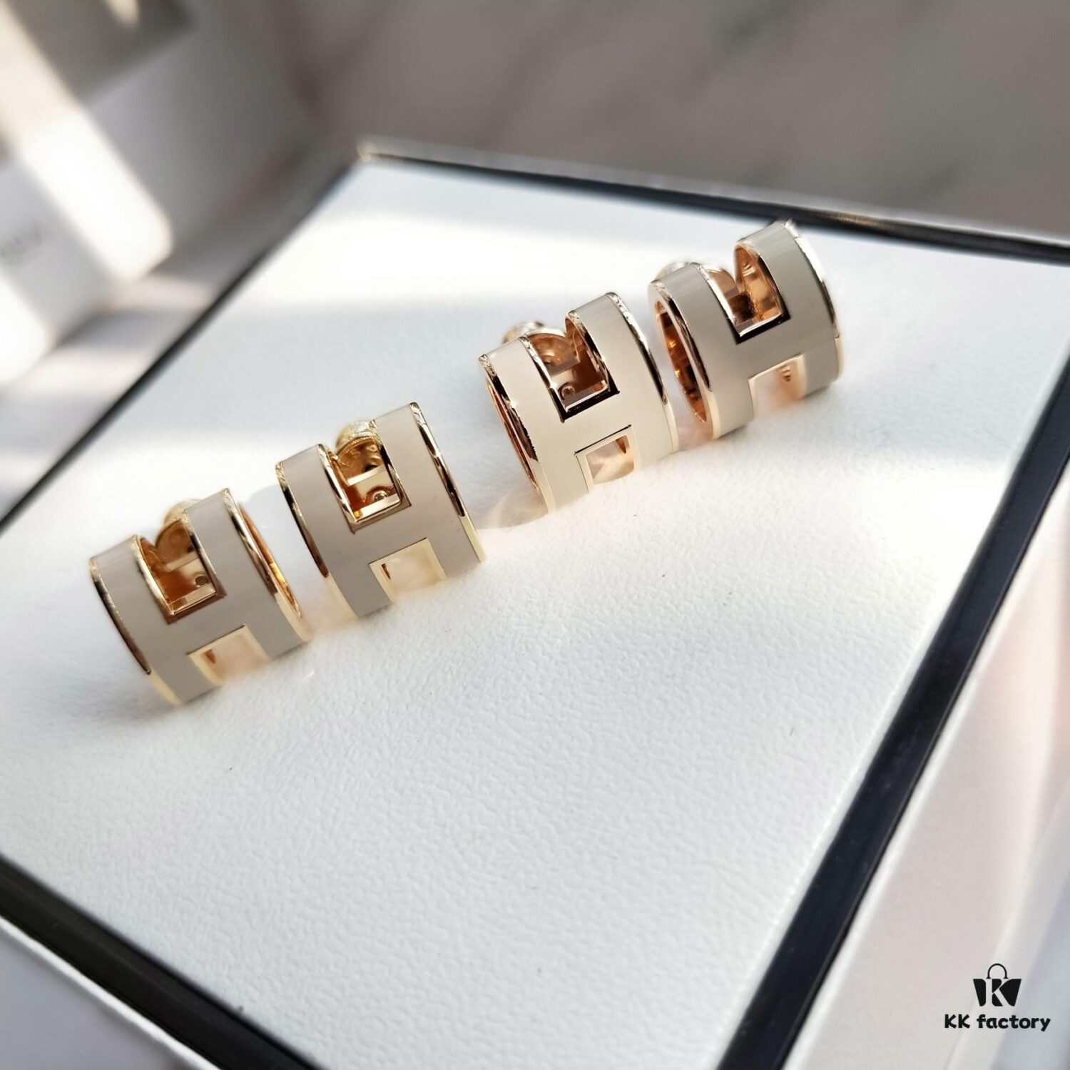 Hermes Pop Platinum-Edged H Enamel Stud Earrings with Authenticity Mark on Backing - Latest Classic Enamel Design, Real Photo Details