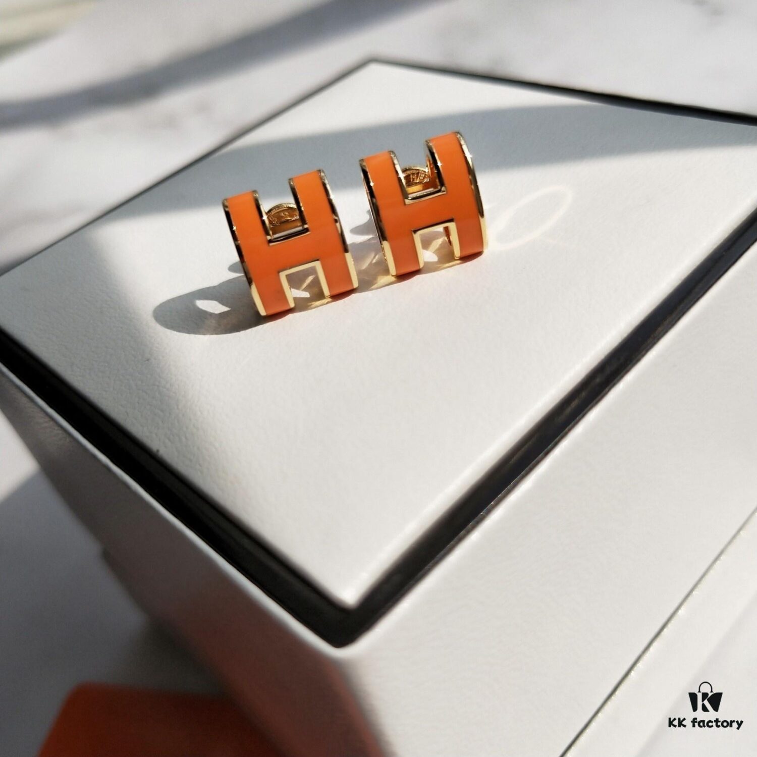 Hermes Pop Platinum-Edged H Enamel Stud Earrings with Authenticity Mark on Back – Latest Classic Enamel Design, Real Photo Details