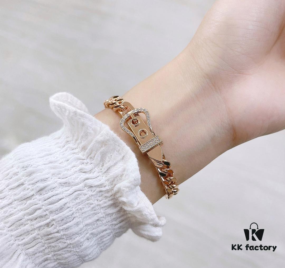 Hermes 2021 New Half-Pave Luxury Bracelet - Premium Custom Design with Imported V-Gold Plating and Micro-Paved High-Carbon Diamonds, Platinum and Rose Gold Options