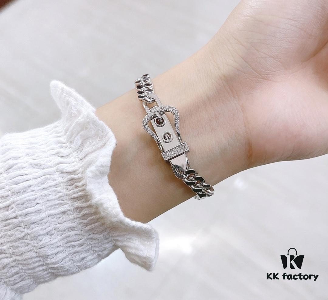 Hermes 2021 New Half-Pave Luxury Bracelet - Premium Custom Design with Imported V-Gold Plating and Micro-Paved High-Carbon Diamonds, Platinum and Rose Gold Options