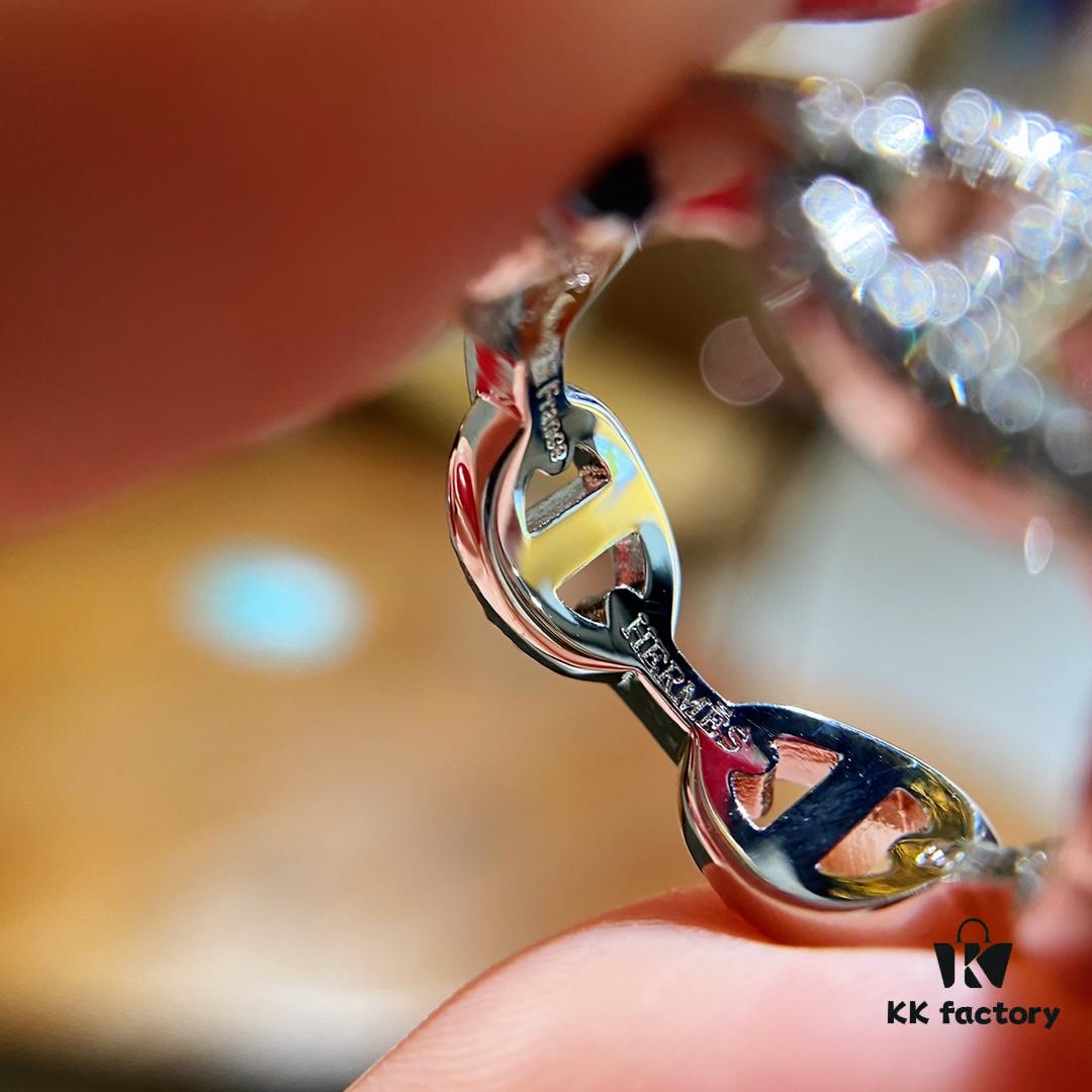 V Gold Series: Hermes Pig Nose Full Diamond Ring