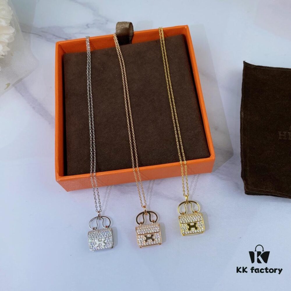 Kaige Same Style Classic Kelly Original Hermes Bag Pendant, High-End Custom 925 Sterling Silver Gold-Plated Diamond-Inlaid Necklace, One Side Fully Set with Diamonds and the Other with Logo