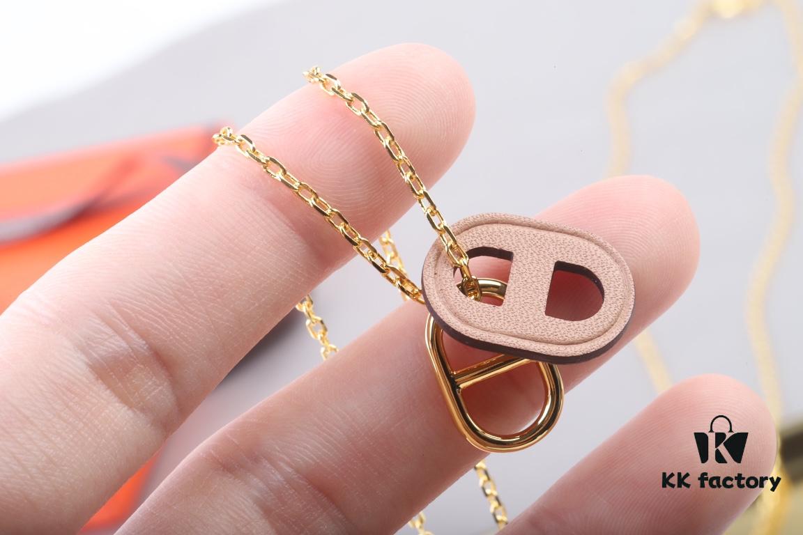 OMaillon Series Calfskin Necklace