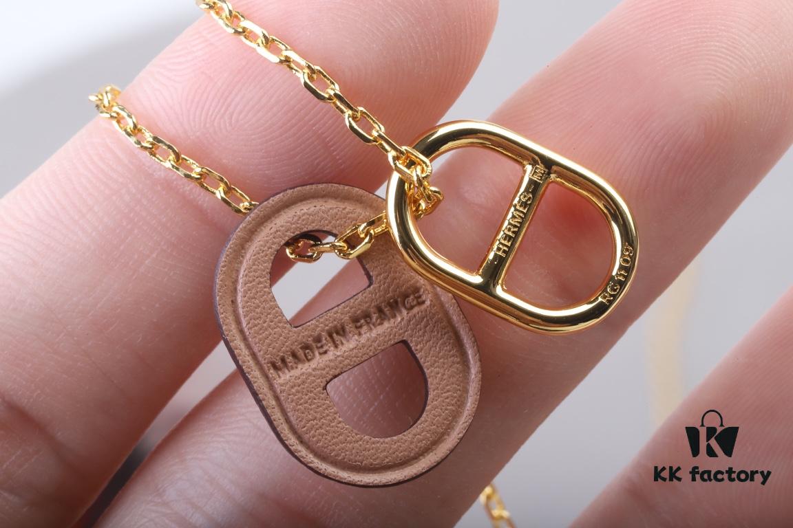 OMaillon Series Calfskin Necklace