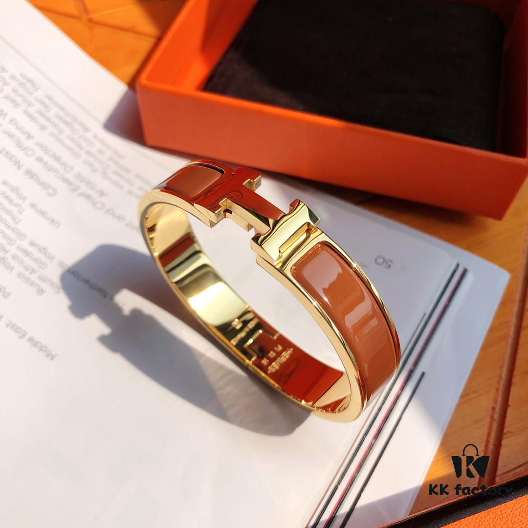 Exclusive Stock! New Color Release! Hermes Classic Enamel Cuff Bracelet, Lin Xintong & Jiang Xin's Same Style, Inspired by Andalusian Iron Balconies