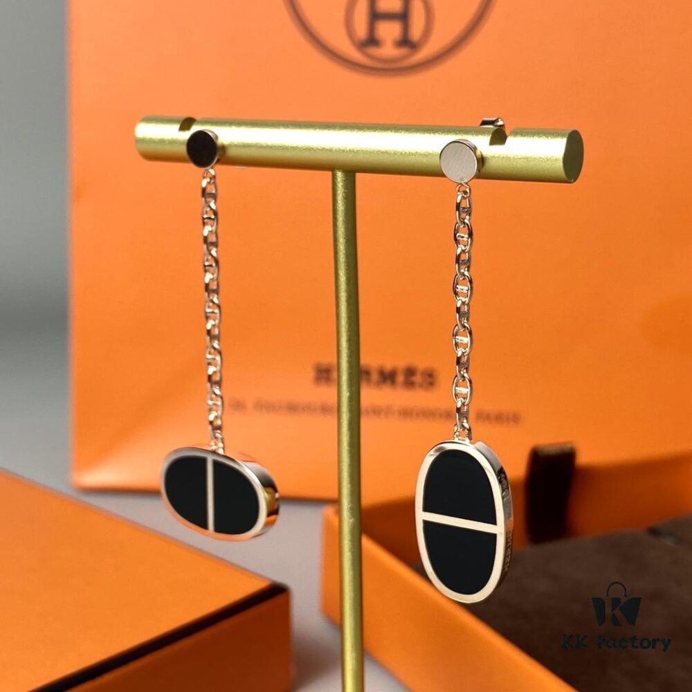 Hermes Chaine d'Ancre Verso Asymmetric Pig Nose Earrings in Yellow Gold, Rose Gold, and Black Ceramic