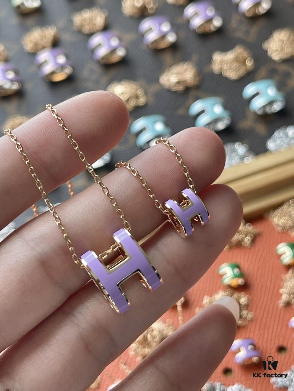 Hermès Necklace in Small and Large Sizes, Lilac Purple