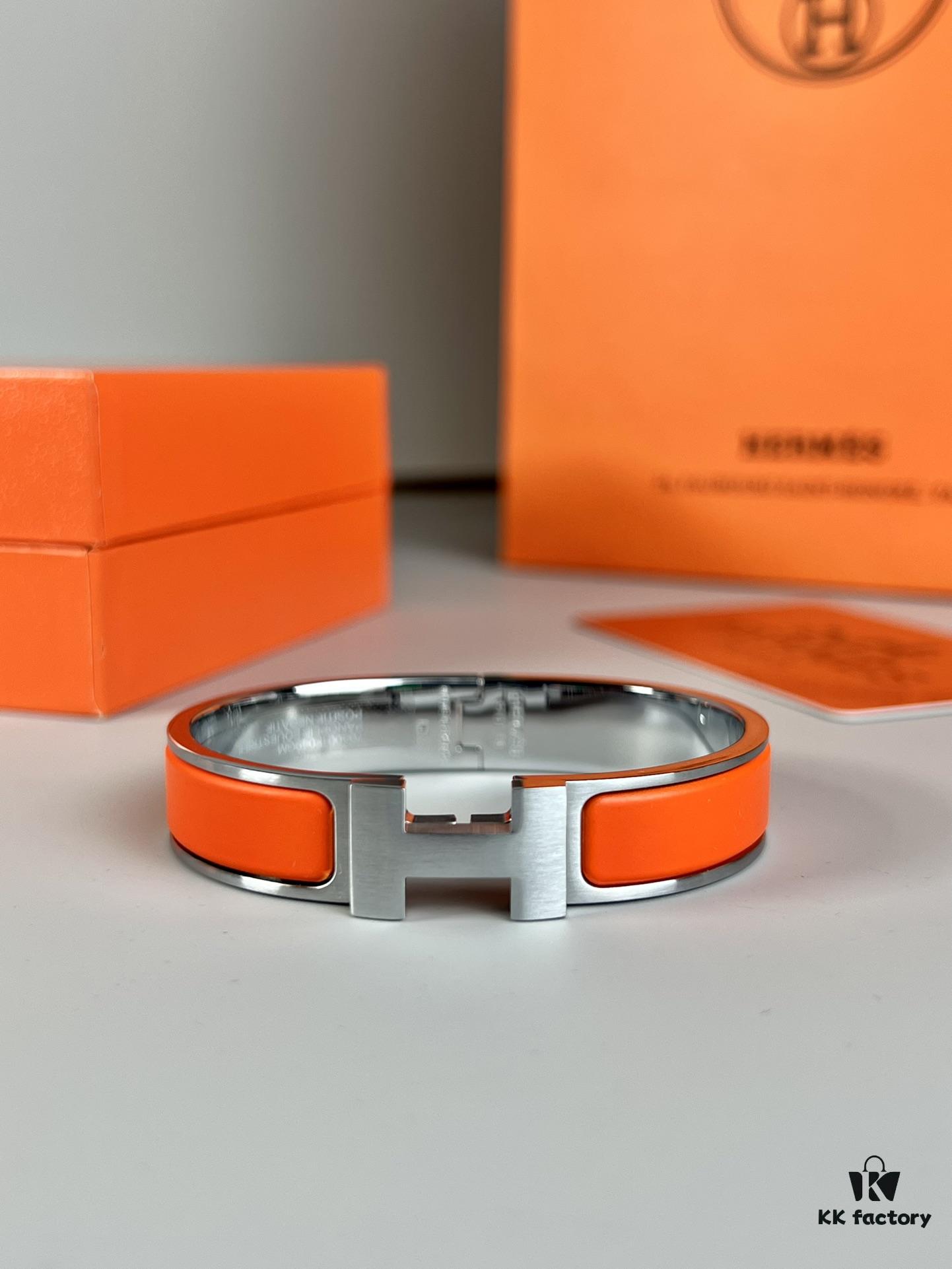 Hermès New Arrival Bracelet, Authentic-Like Inner Circle Label Sticker, Proxy Purchase Version 😎 Herme*CLIC Enamel H Bracelet, Stylish and Versatile Look ❤ Perfect for Couples 👨🏻💏🌸