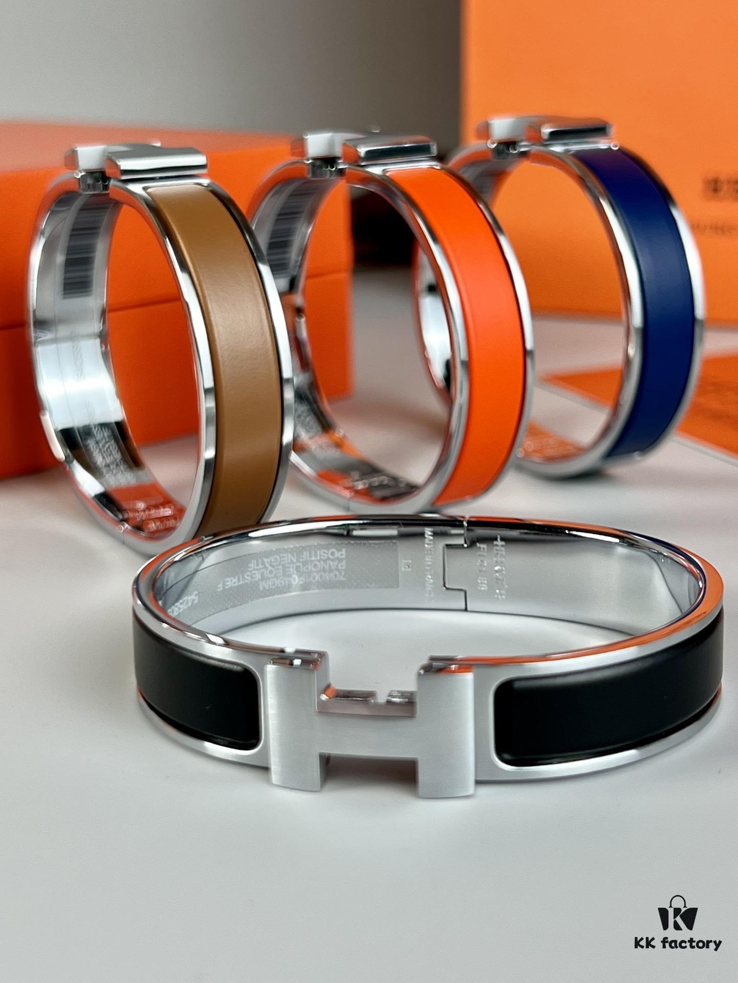 Hermès New Arrival Bracelet, Authentic-Like Inner Circle Label Sticker, Proxy Purchase Version 😎 Herme*CLIC Enamel H Bracelet, Stylish and Versatile Look ❤ Perfect for Couples 👨🏻💏🌸