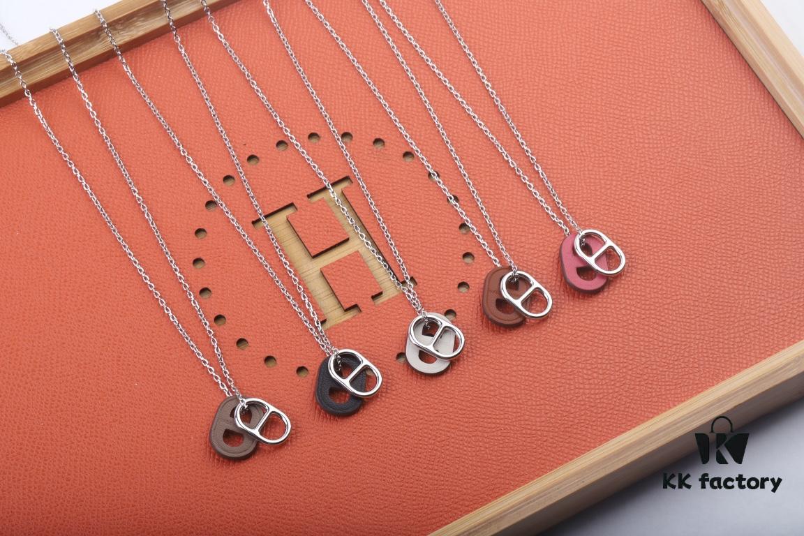 Hermès OMaillon Series Calfskin Necklace