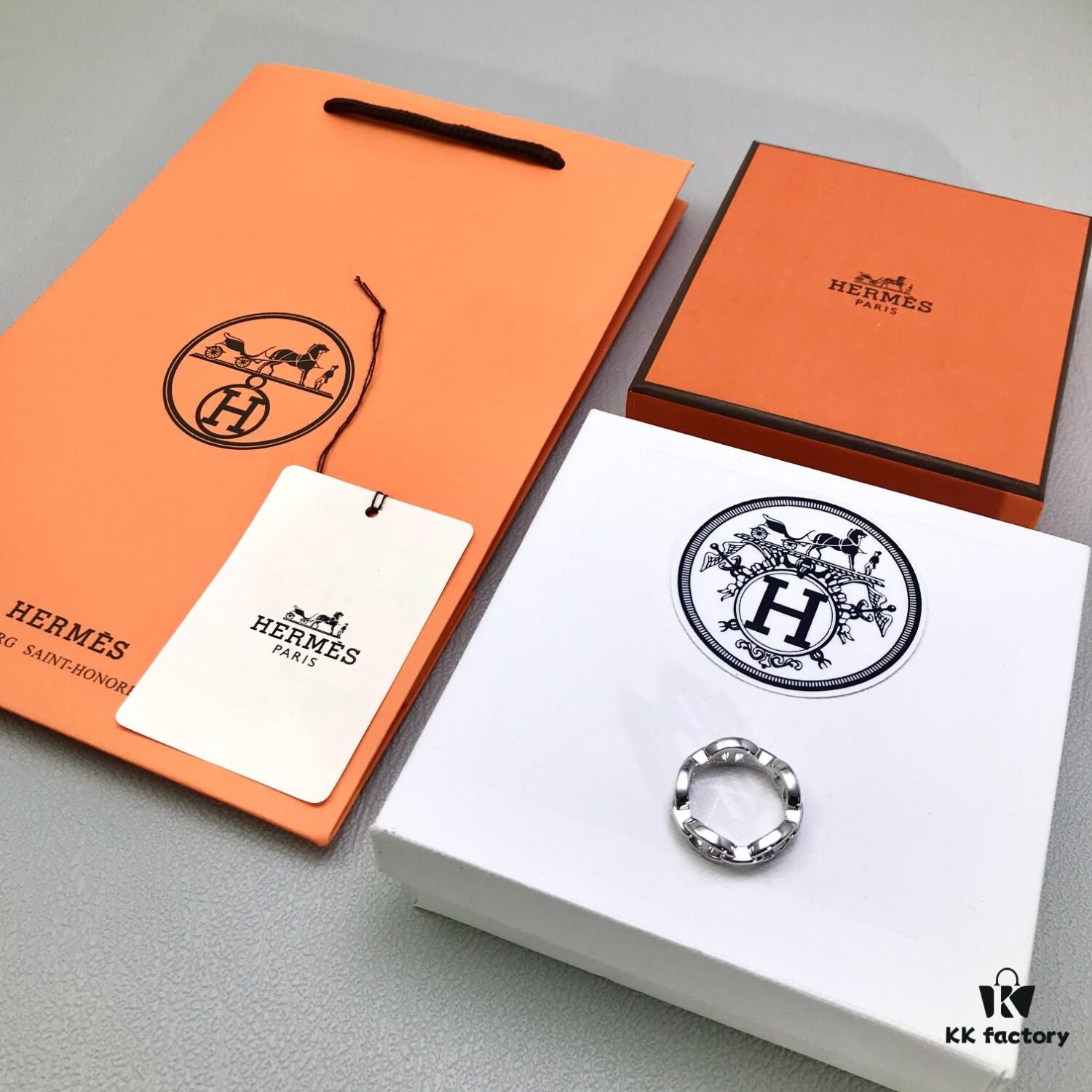 Hermes Pig Nose Ring – Hottest Online Sensation! The Most Sought-After ZG Stockout King, Extremely Hard to Find!