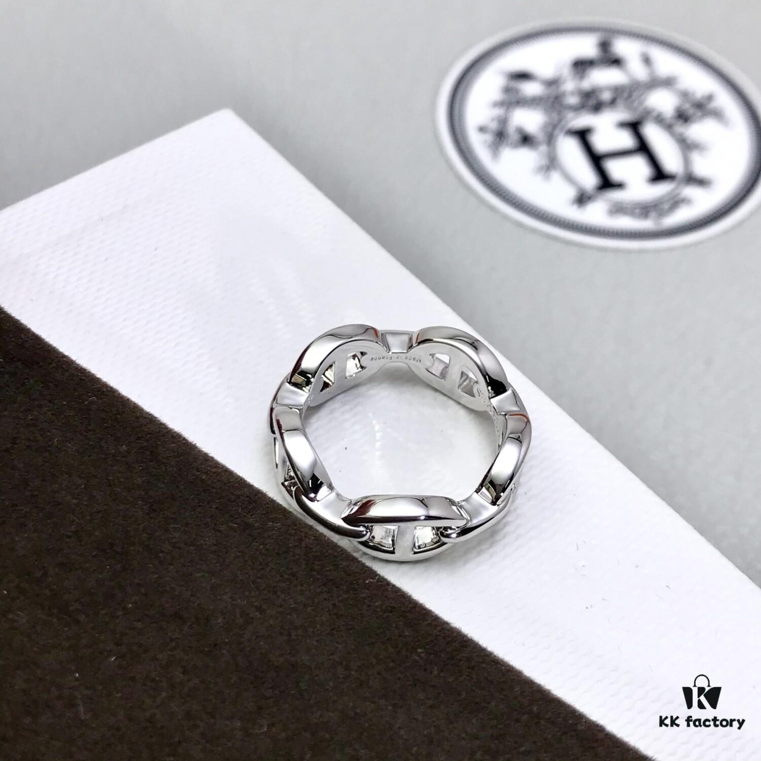 Hermes Pig Nose Ring – Hottest Online Sensation! The Most Sought-After ZG Stockout King, Extremely Hard to Find!