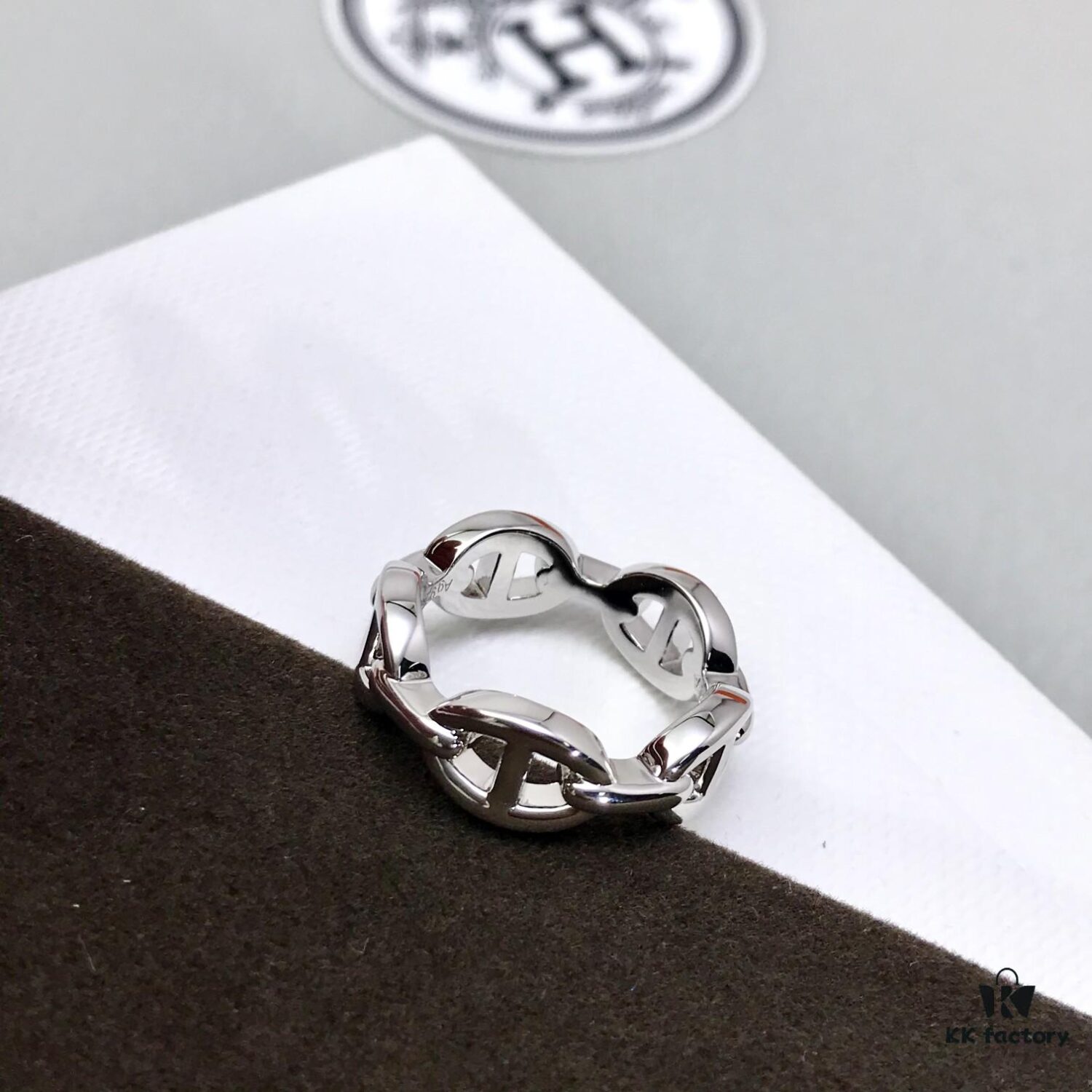 Hermes Pig Nose Ring – Hottest Online Sensation! The Most Sought-After ZG Stockout King, Extremely Hard to Find!