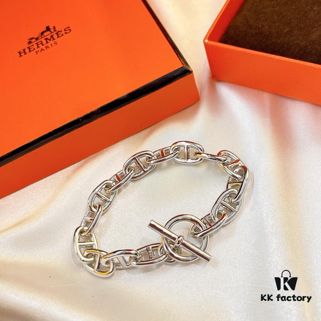 2021 Hermes New Arrival Pig Nose Bracelet, High-End Imported V Gold Plated Mijin, Full Name Influencer Style