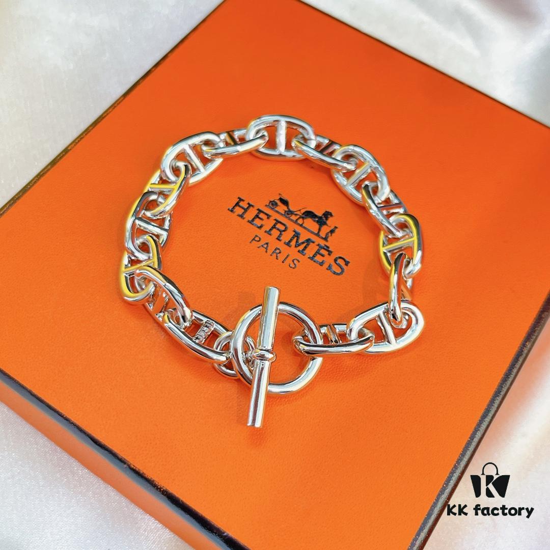 2021 Hermes New Arrival Pig Nose Bracelet, High-End Imported V Gold Plated Mijin, Full Name Influencer Style