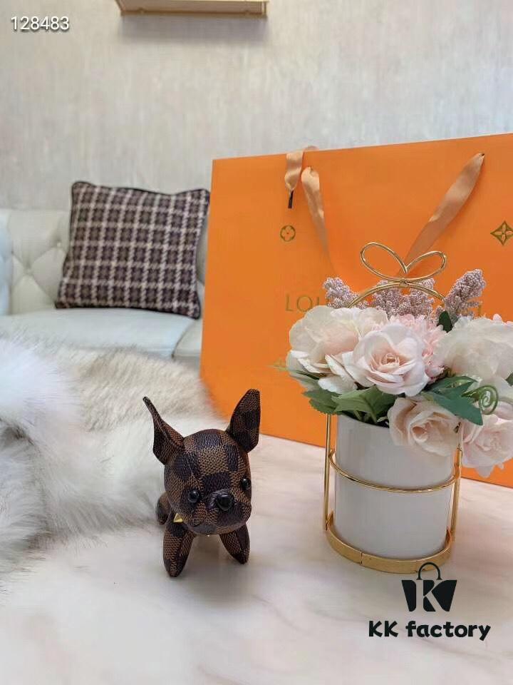 Louis Vuitton LV Dog Keychain Pendant Ornament - French Bulldog Design, Premium PU Leather with Polyester Fiber Filling, Imported Stainless Steel Hardware, Authentic Logo