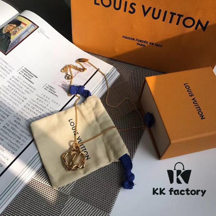 LV Latest GARDEN LOUISE Circle League of Legends Collaboration Necklace