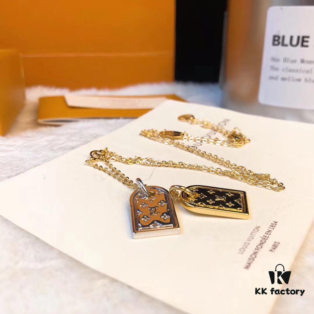 Louis Vuitton LV Japan New Arrival Bicolor Pendant Necklace