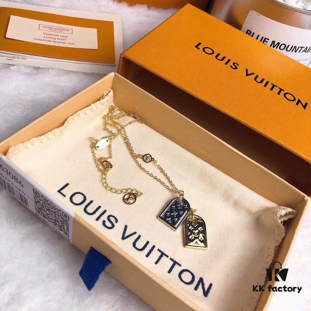 Louis Vuitton LV Japan New Arrival Bicolor Pendant Necklace