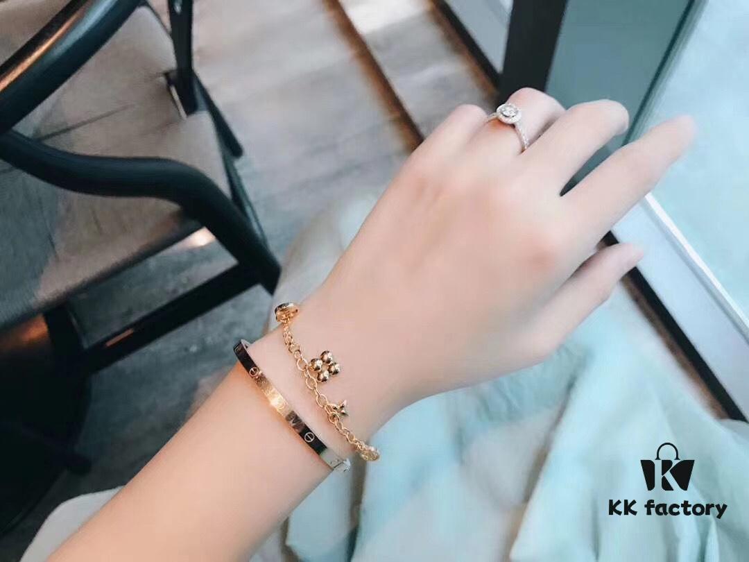 Trendy LV Irregular Flower Bracelet in Rose Gold, Thick Gold Plating, Elegant and Stylish, Adjustable Length