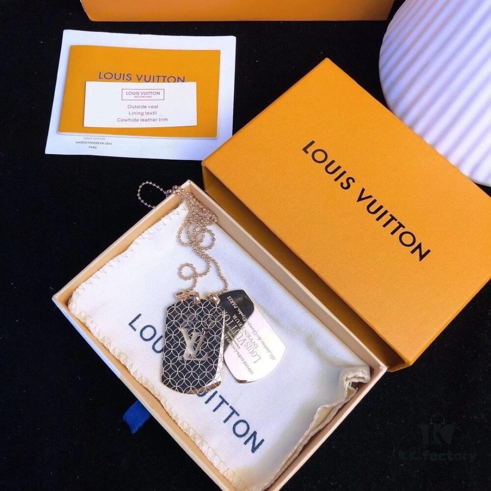 Fangpai LV Necklace Limited Edition from Official Counter, Triple Color Available, Steel Hollow-out Double LV Logo Geometric Layered Necklace