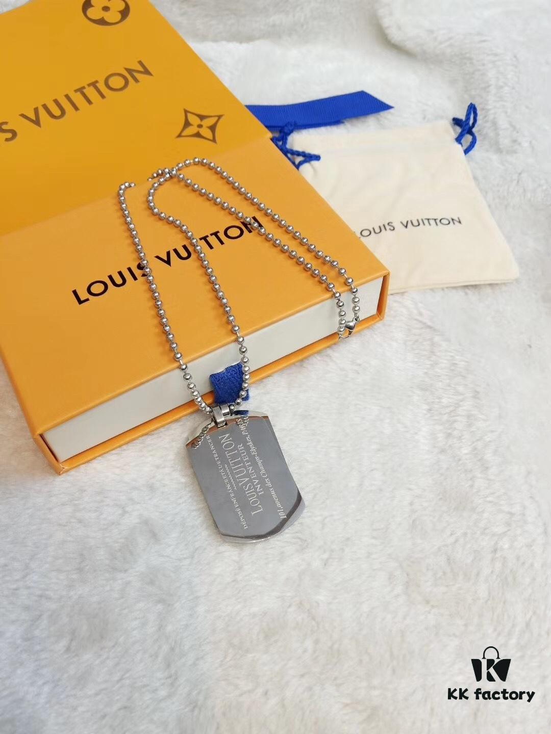 Fangpai LV Necklace Boutique Limited Edition, Stainless Steel Hollow-Out Double LV Pendant, Geometric Square Design, Three Colors Available