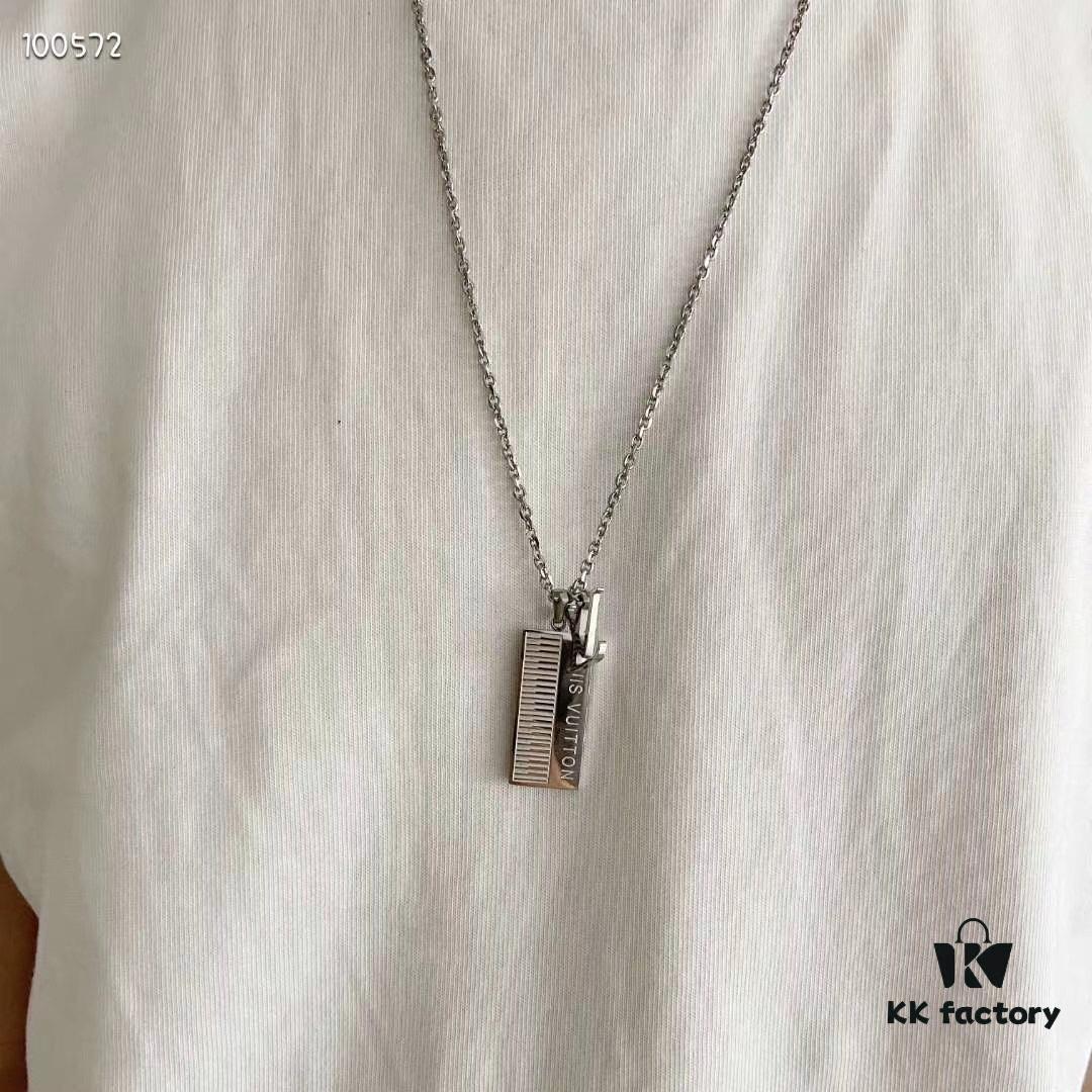 2020 Newest Louis Vuitton Sound Keyboard Piano Pendant Necklace Unisex Couple's Style with Gift Box Full Packaging