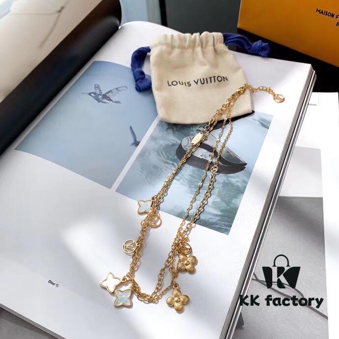 LV Plume Clover White Mother-of-Pearl Necklace Blooming Strass Necklace with Monogram Flower and Crystal-Cut Diamond Accents