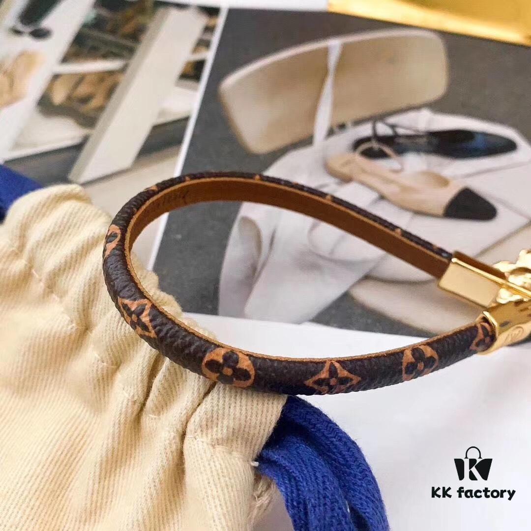 LV Latest VV Sunflower Pendant Leather Bracelet