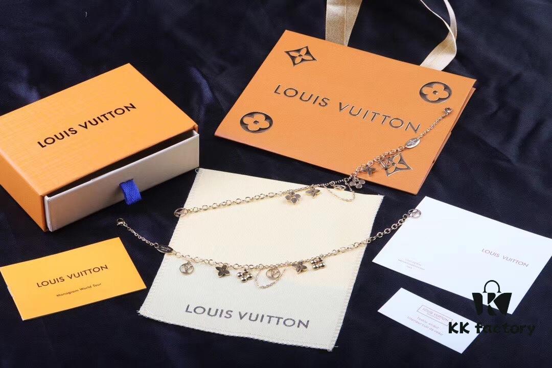 LV Popular Bracelet with Classic Monogram Charm - Hot Online Sensation, Must-Have Summer Accessory