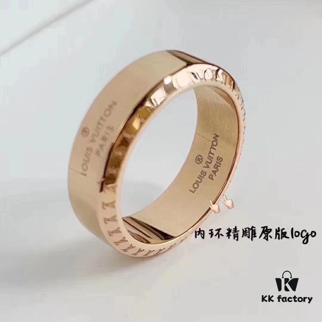 LV Louis Vuitton Letter Ring 💍 Exquisitely Designed, Elegant and Adorable with Delicate Sparkle