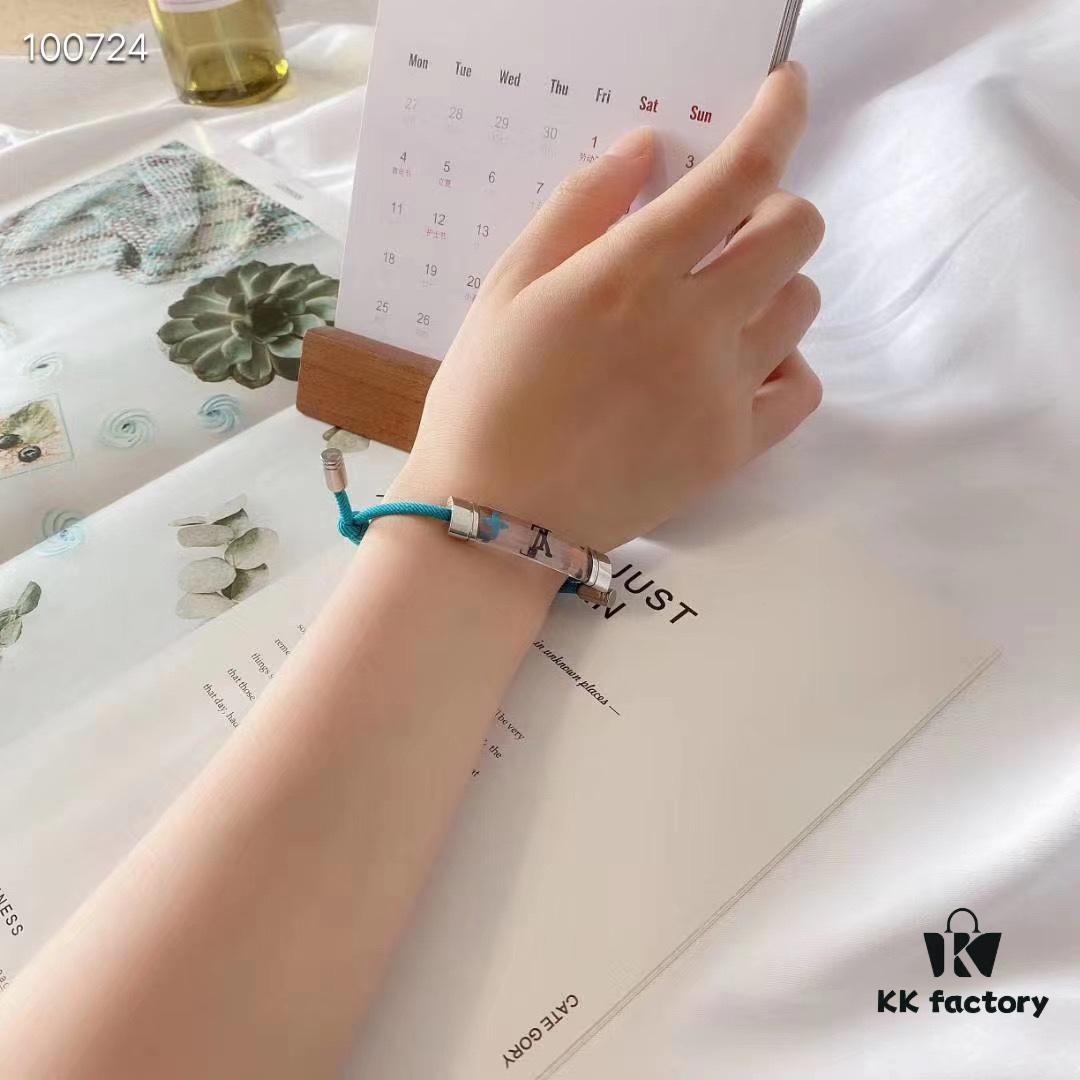 LV Bracelet Featuring Iconic Maison Motifs with Stylish Beads