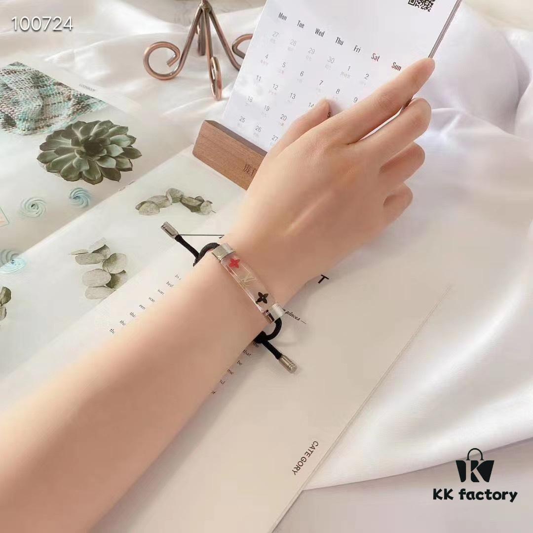 LV Bracelet Featuring Iconic Maison Motifs with Stylish Beads