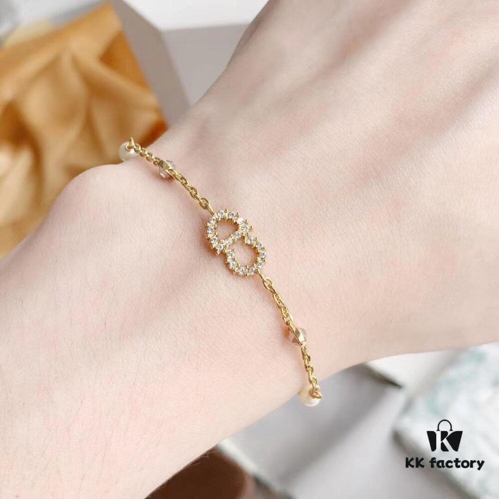 Exquisite Swarovski Crystal CD Bracelet