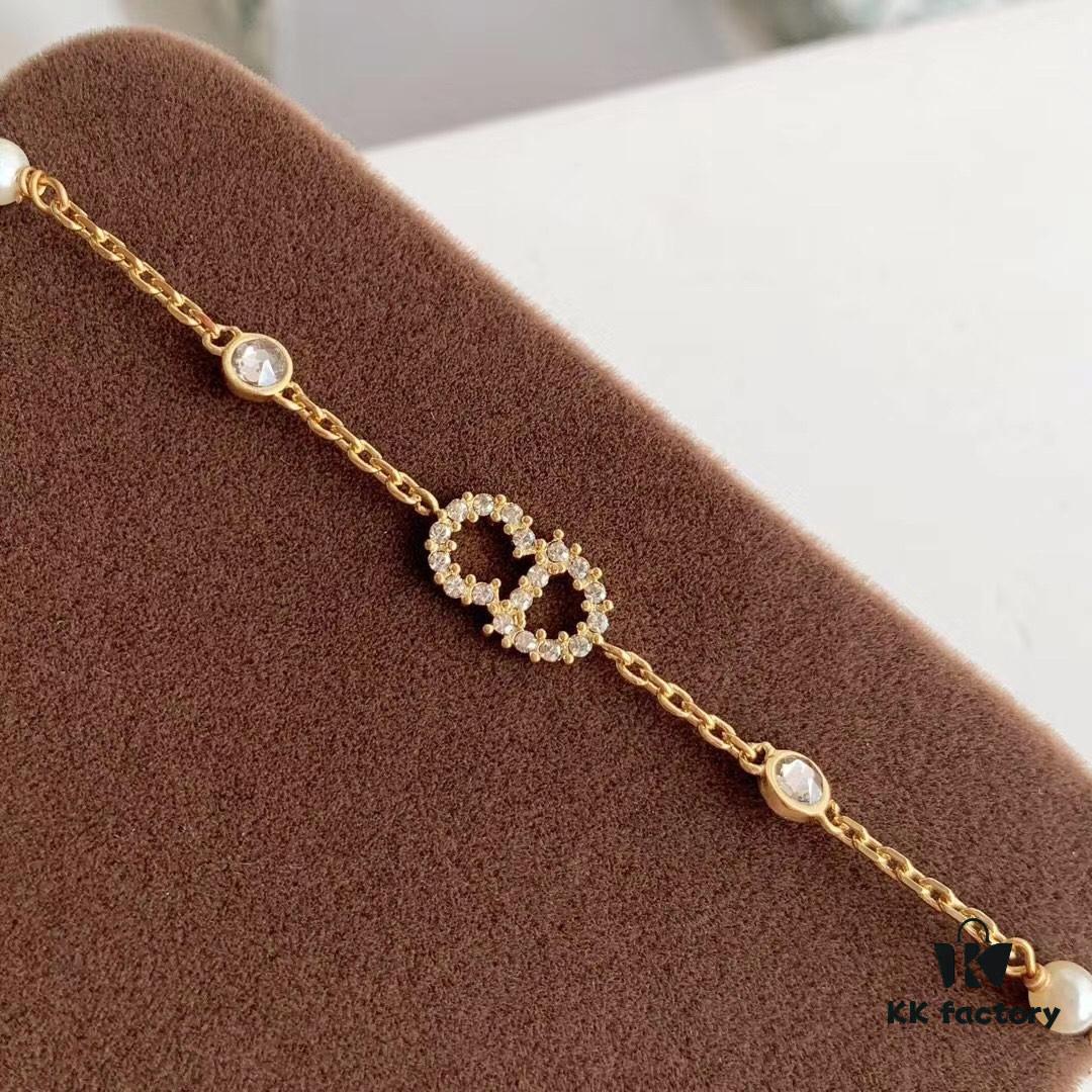 Exquisite Swarovski Crystal CD Bracelet