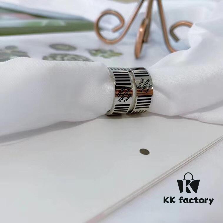 LV Enamel Love Collection, Highly Recommended for Couples or Best Friends, Simple and Elegant Design, 316 Stainless Steel with Louis Vuitton Stamp on Bracelet and Ring