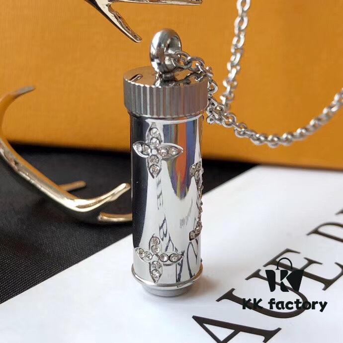 LV Latest MONOGRAM STRASS Unisex Necklace with Swarovski Crystal