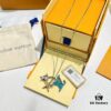 ❗️New Arrival❗️☀Louis Vuitton Three-in-One Turtle Star Letter Necklace