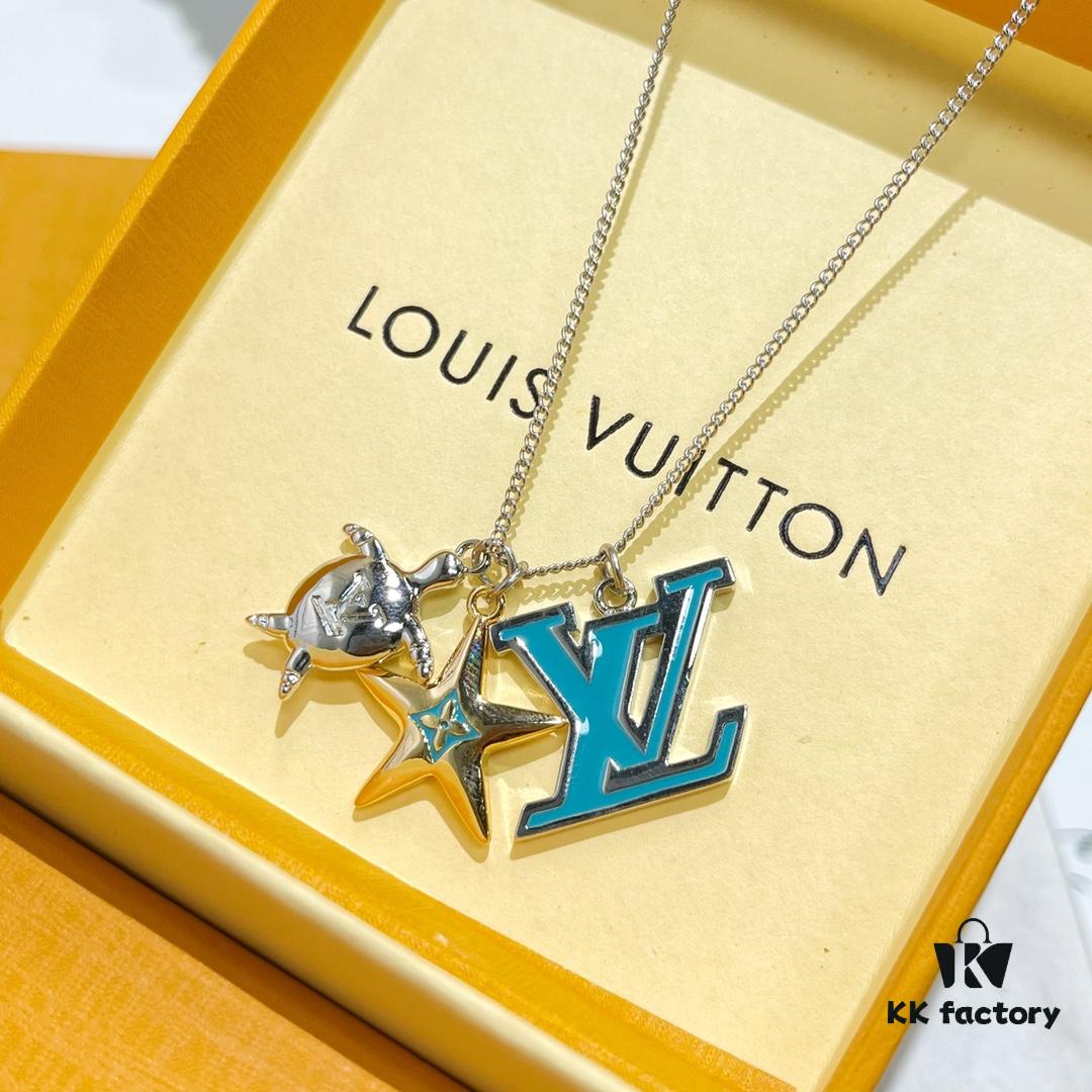 ❗️New Arrival❗️☀Louis Vuitton Three-in-One Turtle Star Letter Necklace