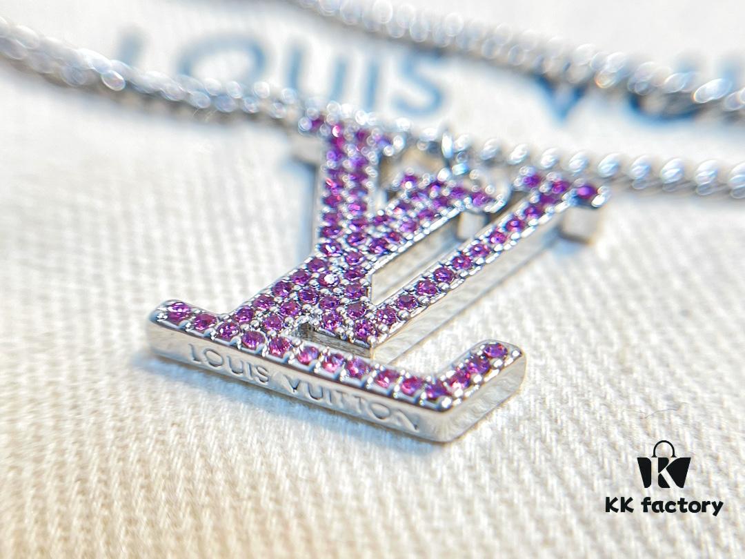 ❗️New Arrival❗️☀Louis Vuitton LV FRIENDS PENDANTS Necklace