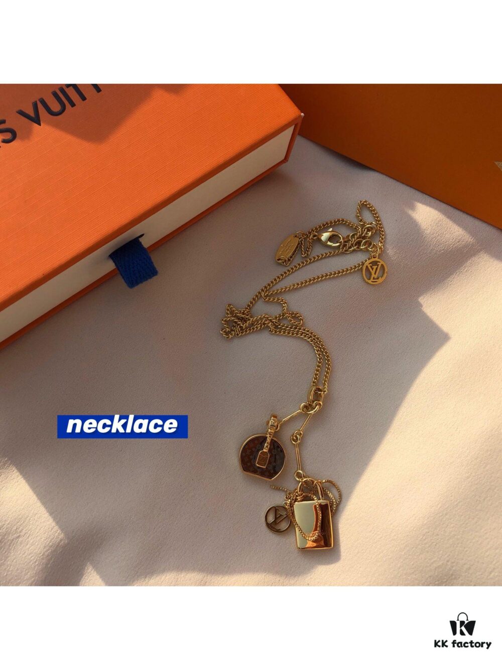 LV Ultra-Precise Replica Necklace, Stylish and Versatile, Matches Any Outfit