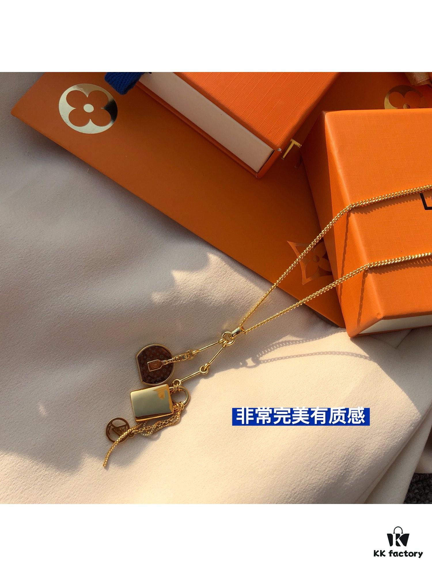 LV Ultra-Precise Replica Necklace, Stylish and Versatile, Matches Any Outfit