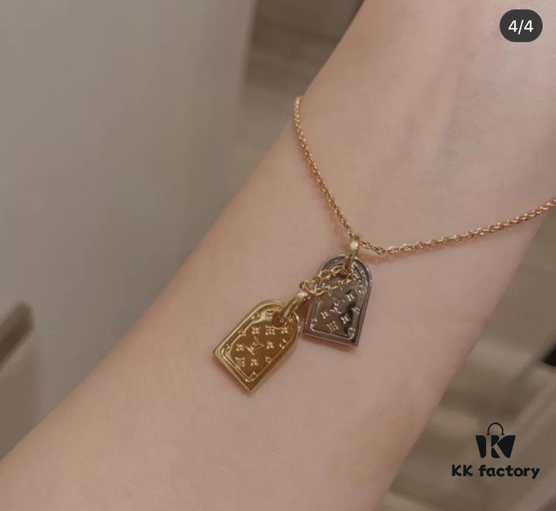 Same Style as Zhong Chuxi's - Must Buy, Keep One for Yourself - LV Classic Two-Tone Pendant Necklace and Bracelet Set