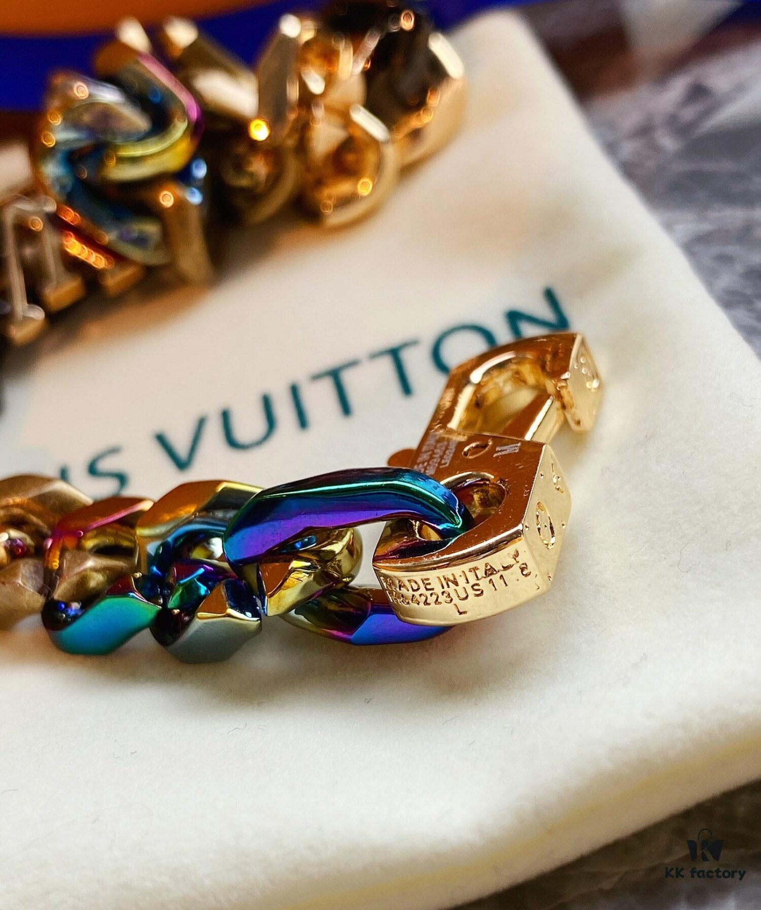 Lv New Cuban Bracelet, Very Novel Design in Candy Colors, Beautiful and Universally Flattering, Excellent Craftsmanship, Essentially Handmade, Perfect for Anyone, Adjustable up to 22 Inches