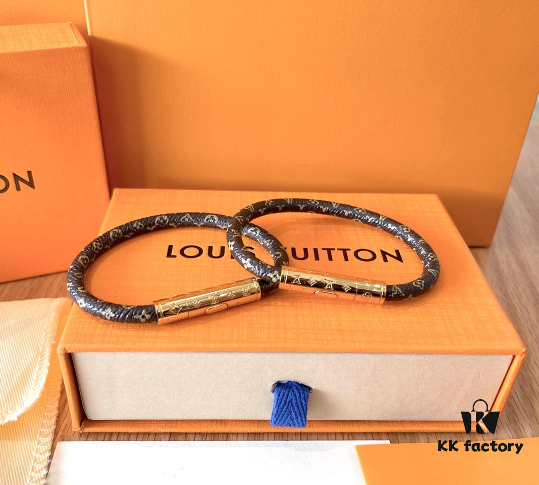 Louis Vuitton CONFIDENTIAL Unisex Monogram Long Buckle Leather Rope Bracelet (High-End Proxy Version, Comparable to Authentic)